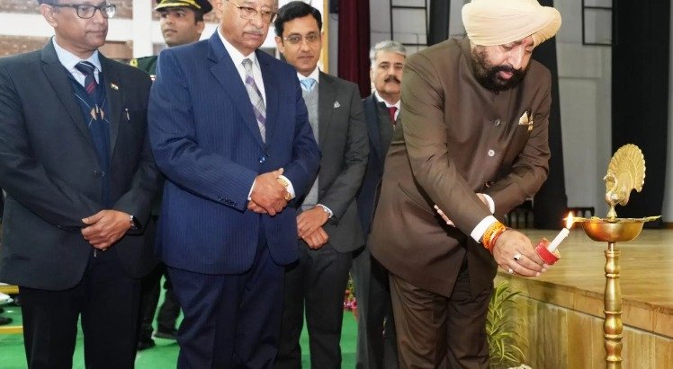 ओएसिस स्कूल में ‘परीक्षा पे चर्चा-2026’ कार्यक्रम में राज्यपाल गुरमीत सिंह ने किया प्रतिभाग