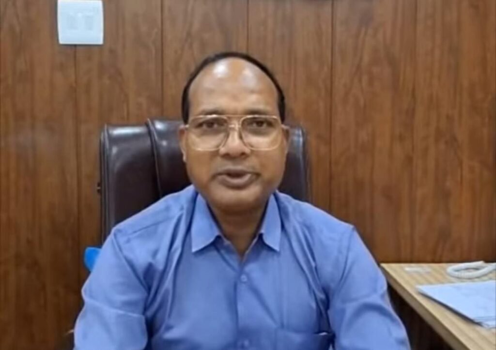 कोटद्वार में कूड़ा फेंकने वालों पर निगम की सख्ती, फोटो खींचकर व्हाट्सएप नंबर पर फोटो वीडियो भेजने वालों को मिलेगा इनाम