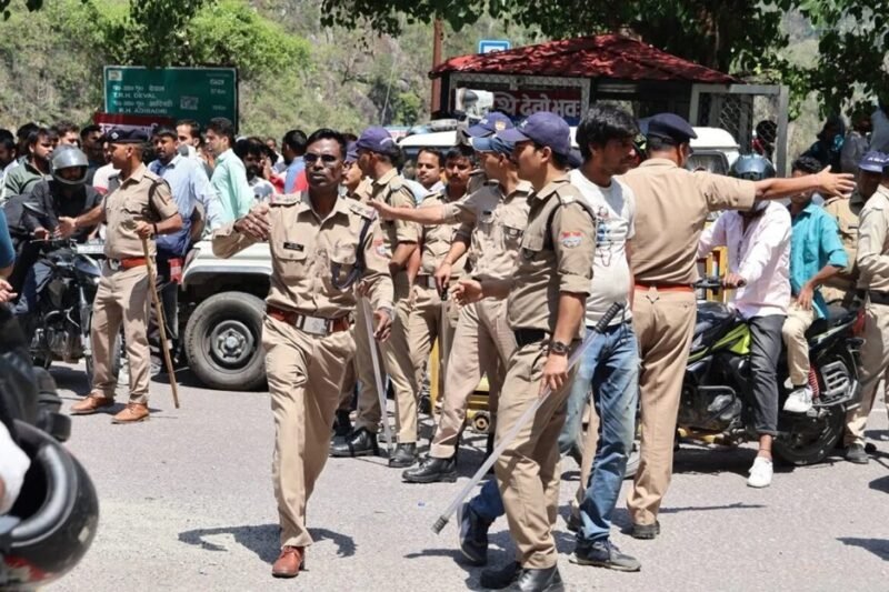 ​कर्णप्रयाग में निहंग यात्रियों और स्थानीय लोगों में हिंसक झड़प